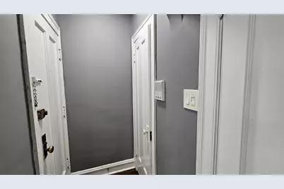 6543 N Francisco Avenue #2B, Chicago, IL 60645 - Photo 3