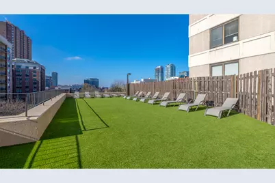 33 W Delaware Place #12C, Chicago, IL 60610 - Photo 7
