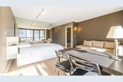 33 W Delaware Place #12C, Chicago, IL 60610 - Photo 11