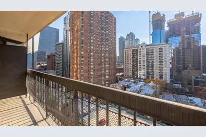33 W Delaware Place #12C, Chicago, IL 60610 - Photo 17