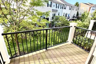 38 Neri Dr, Schaumburg, IL 60194 - Photo 9