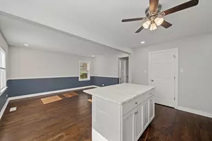 11325 S Avenue H, Chicago, IL 60617 - Photo 11