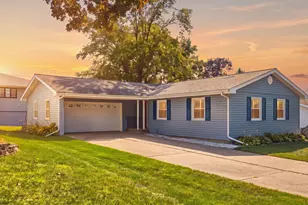 2136 Highland Dr, Sycamore, IL 60178 - Photo 1