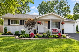 10227 Hilltop Dr, Orland Park, IL 60462 - Photo 3