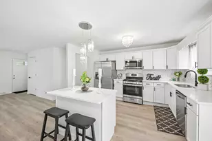 10227 Hilltop Dr, Orland Park, IL 60462 - Photo 9