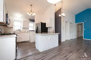 1967 Gary Ct, Schaumburg, IL 60193 - Photo 13