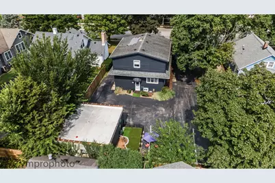 329 W Main Street, Barrington, IL 60010 - Photo 43