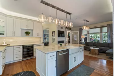 329 W Main Street, Barrington, IL 60010 - Photo 15