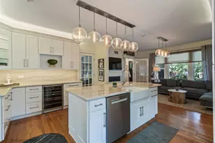 329 W Main St, Barrington, IL 60010 - Photo 15