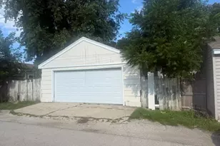 446 Washington Park, Waukegan, IL 60085 - Photo 15