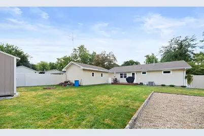 285 Marion Court, Chebanse, IL 60922 - Photo 15