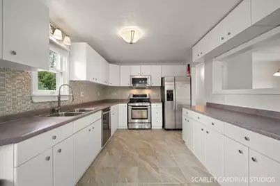 1102 Walnut Avenue, Hanover Park, IL 60133 - Photo 5
