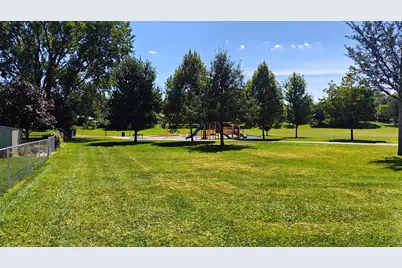 427 Kent Court, Schaumburg, IL 60193 - Photo 35