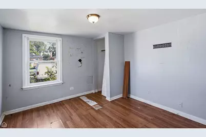 524 W 127th Place, Chicago, IL 60628 - Photo 9