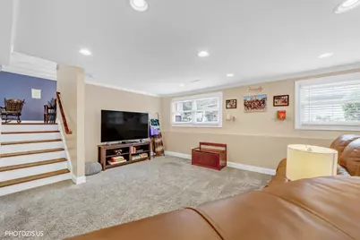 148 Jeffery Lane, Des Plaines, IL 60018 - Photo 15