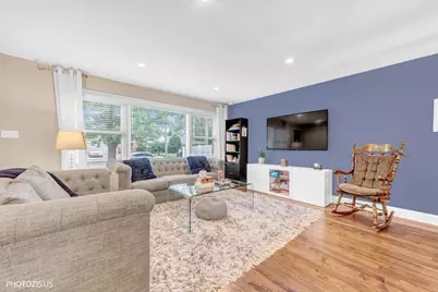 148 Jeffery Lane, Des Plaines, IL 60018 - Photo 5