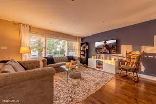 148 Jeffery Ln, Des Plaines, IL 60018 - Photo 3