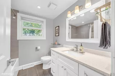 148 Jeffery Lane, Des Plaines, IL 60018 - Photo 25