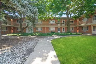4211 W 95th St, Oak Lawn, IL 60453 - Photo 1