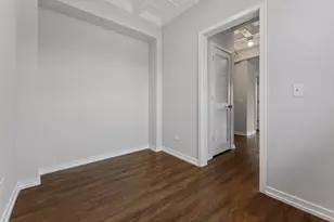 5718 N Winthrop Ave, Chicago, IL 60660 - Photo 9
