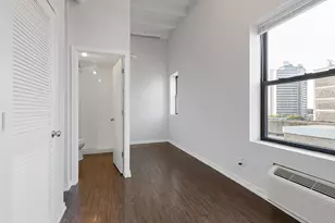 5718 N Winthrop Ave, Chicago, IL 60660 - Photo 7