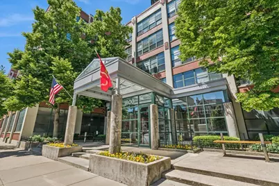 1800 W Roscoe Street #521, Chicago, IL 60657 - Photo 1