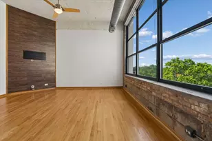1800 W Roscoe St, Chicago, IL 60657 - Photo 9