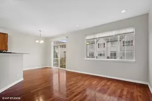 261 Sype Dr, Carol Stream, IL 60188 - Photo 9