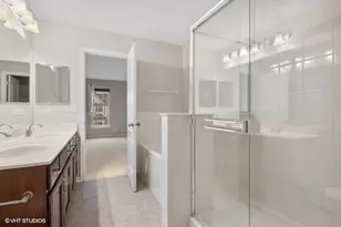 261 Sype Dr, Carol Stream, IL 60188 - Photo 15