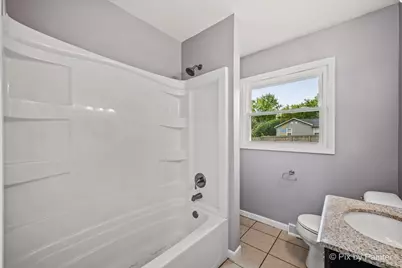 98 E North Avenue, Cortland, IL 60112 - Photo 7