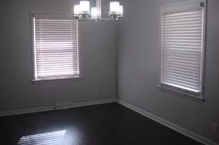1004 Holcomb St, Streator, IL 61364 - Photo 11