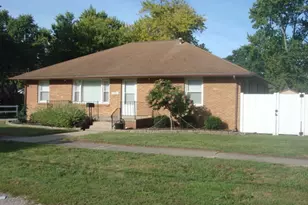 1004 Holcomb St, Streator, IL 61364 - Photo 5