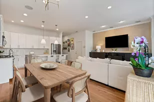 1359 W Fullerton Ave, Chicago, IL 60614 - Photo 17