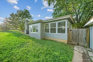 2241 Galilee Ave, Zion, IL 60099 - Photo 23