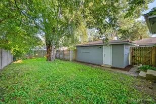 2241 Galilee Ave, Zion, IL 60099 - Photo 27