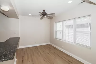 1939 W Granville Avenue #1, Chicago, IL 60660 - Photo 3