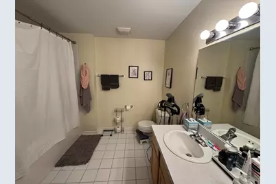 2307 W Wolfram Street #214, Chicago, IL 60618 - Photo 23