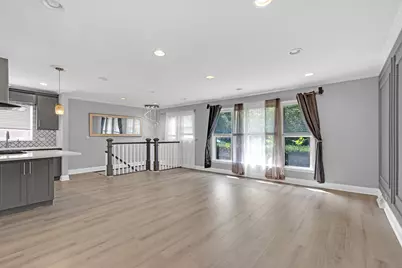534 Lawler Avenue, Wilmette, IL 60091 - Photo 5