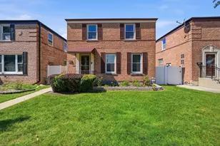 744 Norfolk Ave, Westchester, IL 60154 - Photo 1