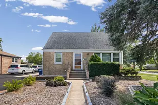 2011 E Touhy Ave, Des Plaines, IL 60018 - Photo 1