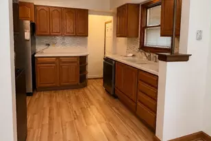 [Address not provided], Skokie, IL 60076 - Photo 5