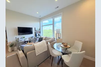 3757 N Sheffield Avenue #302, Chicago, IL 60613 - Photo 5
