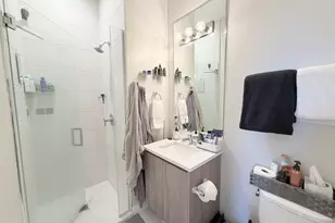 3757 N Sheffield Ave, Chicago, IL 60613 - Photo 13