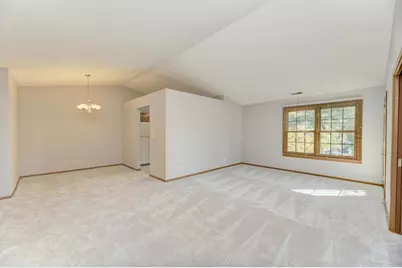 216 Stoneybrook Lane #2D, Bloomingdale, IL 60108 - Photo 5