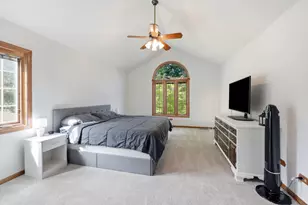 655 Crest Dr, Cary, IL 60013 - Photo 19