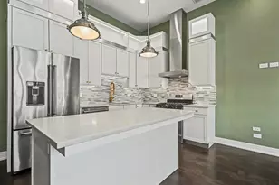 3101 N California Ave, Chicago, IL 60618 - Photo 7