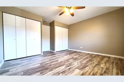1195 Meadow Lane #214, Hoffman Estates, IL 60169 - Photo 11