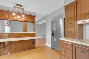 414 Gainsborough Ct, Bolingbrook, IL 60440 - Photo 5