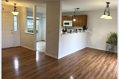 2117 Orchard Lane #2117, Carpentersville, IL 60110 - Photo 3