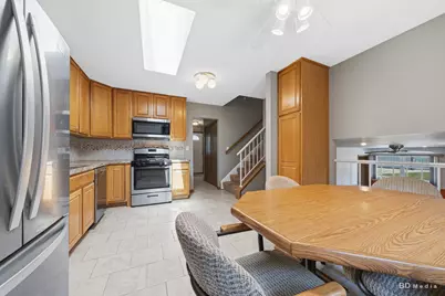 10325 S Whipple Street, Chicago, IL 60655 - Photo 7